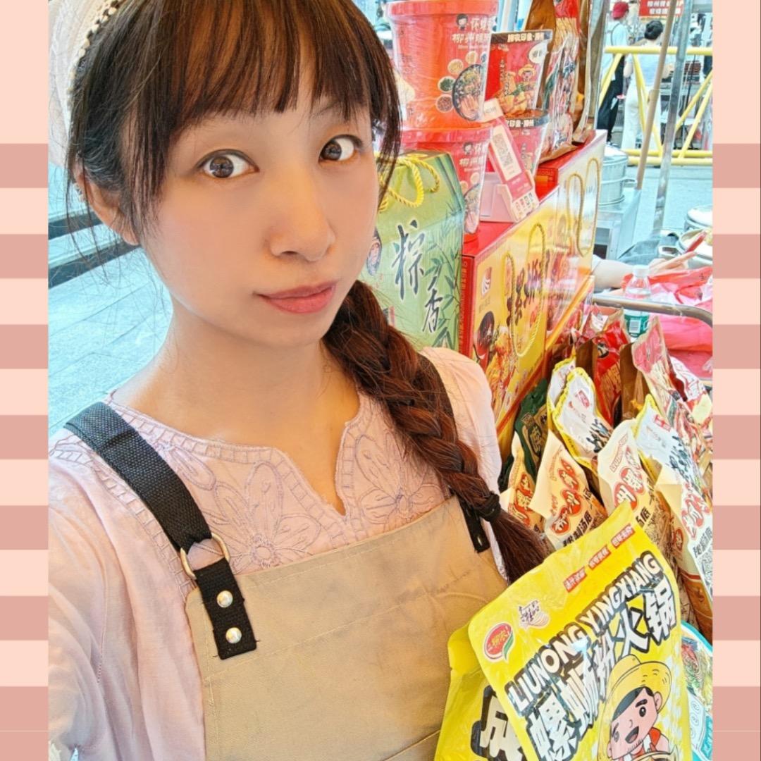 卖螺蛳粉的曾小姐📍在青云摆摊