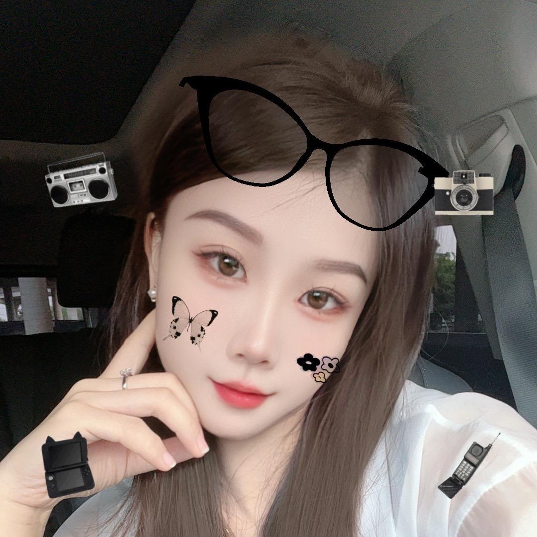 Mi Li