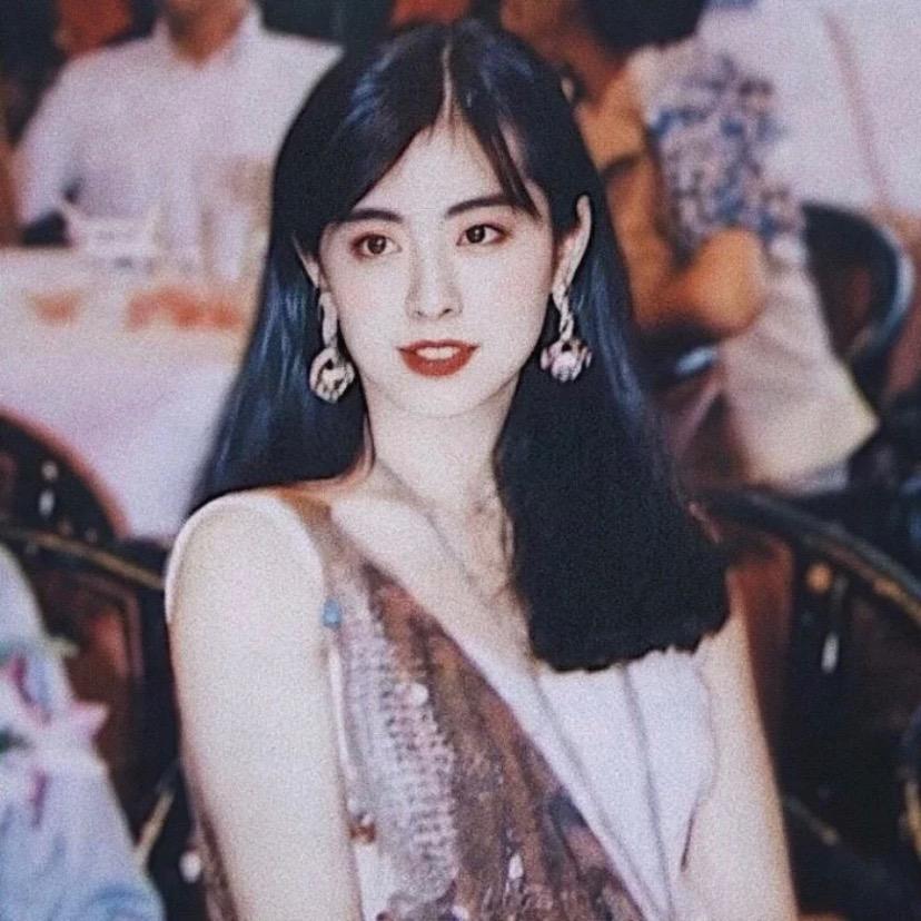 张怡🎐