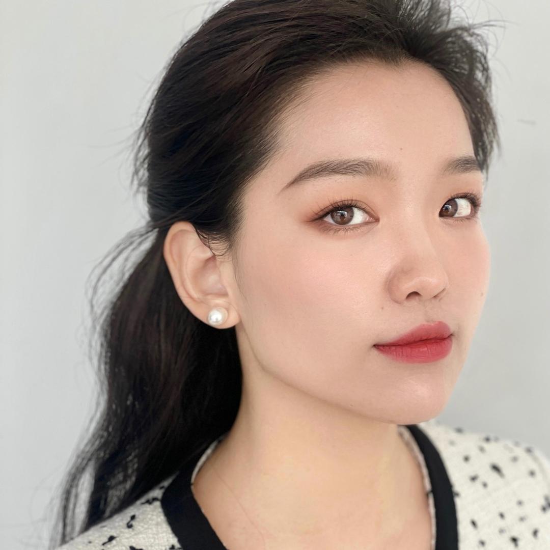 阅己女子形象设计工作室