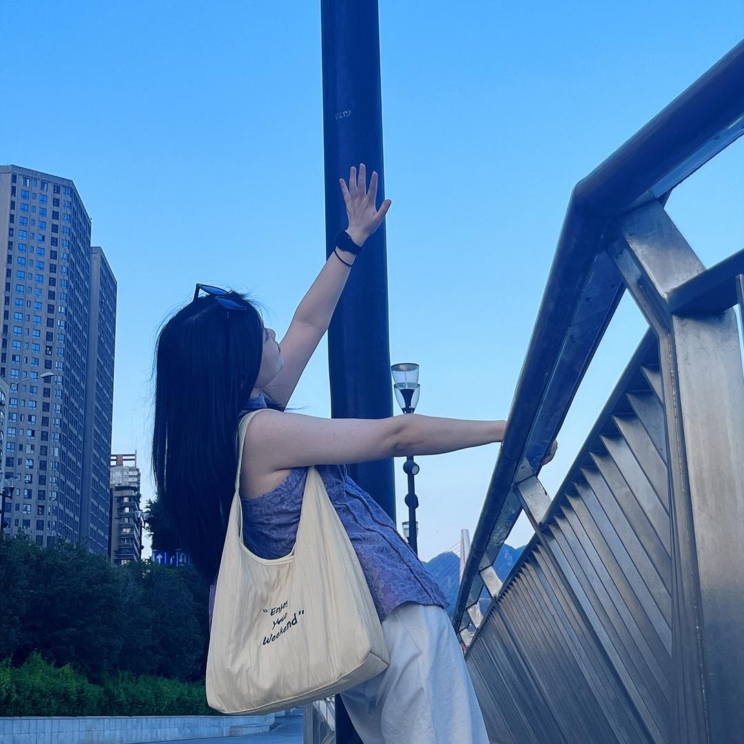 张欢喜☀️