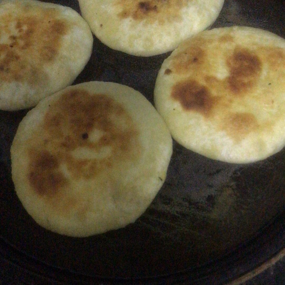 窗前的风铃，随风飘