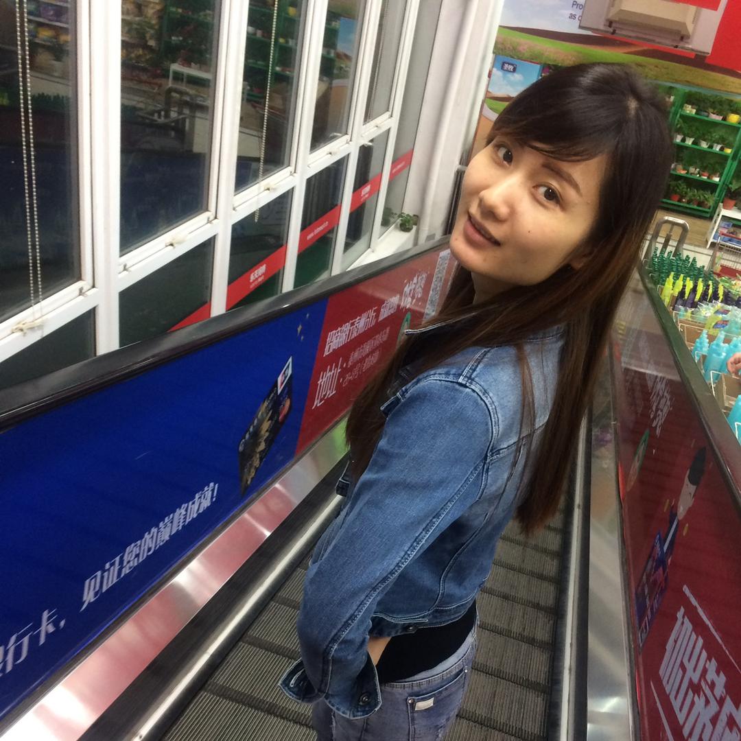 莲姐麻辣烫&金牌烧烤