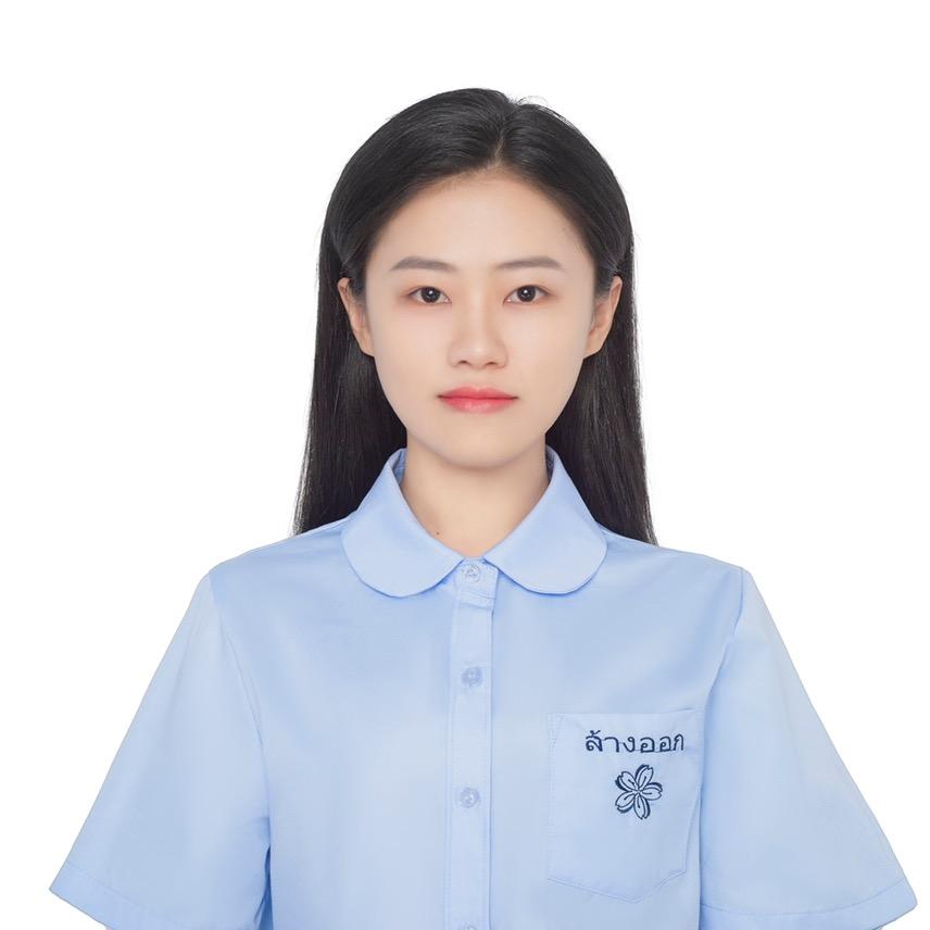 化妆师小玲
