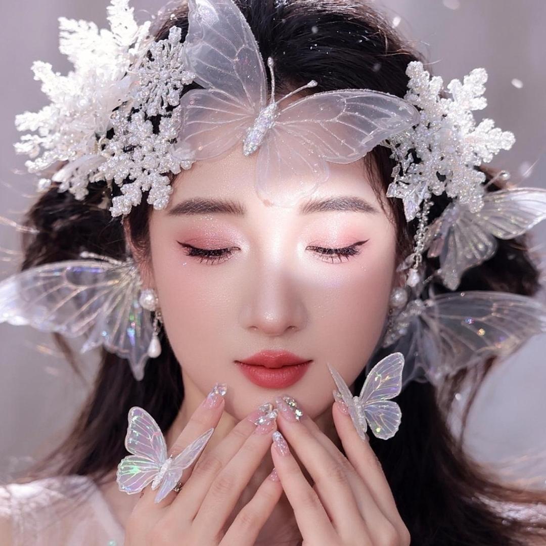 梓彤