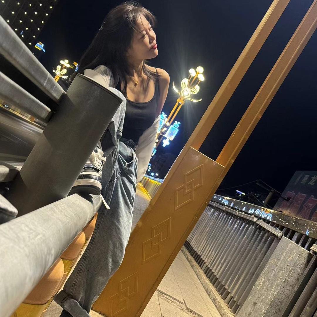 福熙华庭售楼处 王颖