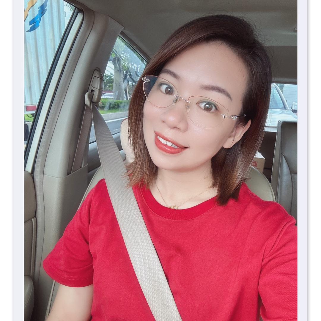 华昊汽车贴膜中心—啊英