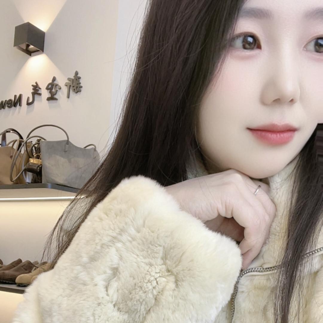 高平镇新空气女装店