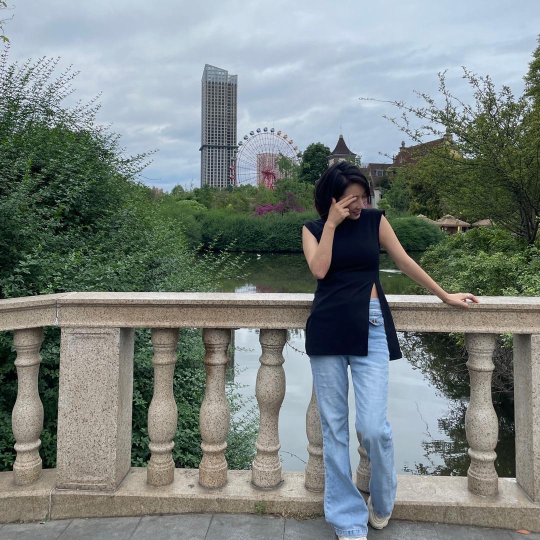 白羊女孩