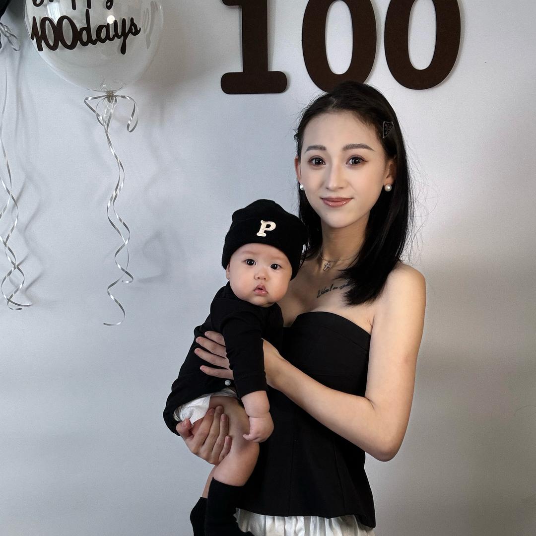 我是君君呀| 93年精致辣妈