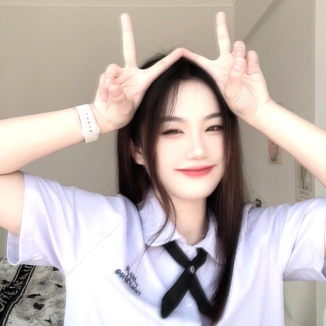 摆烂小鱼.