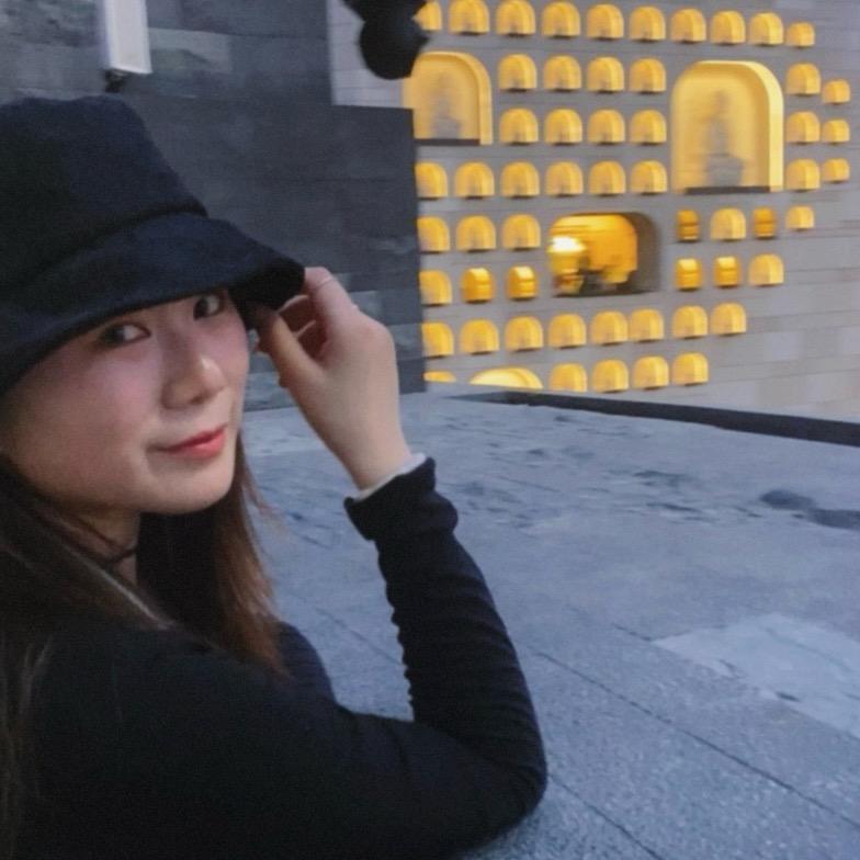 Rachel呀