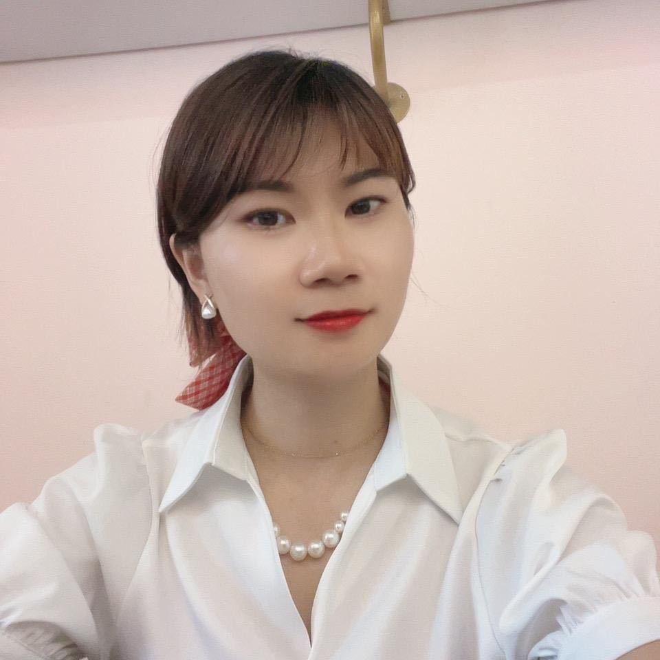 小洋爱吃零食