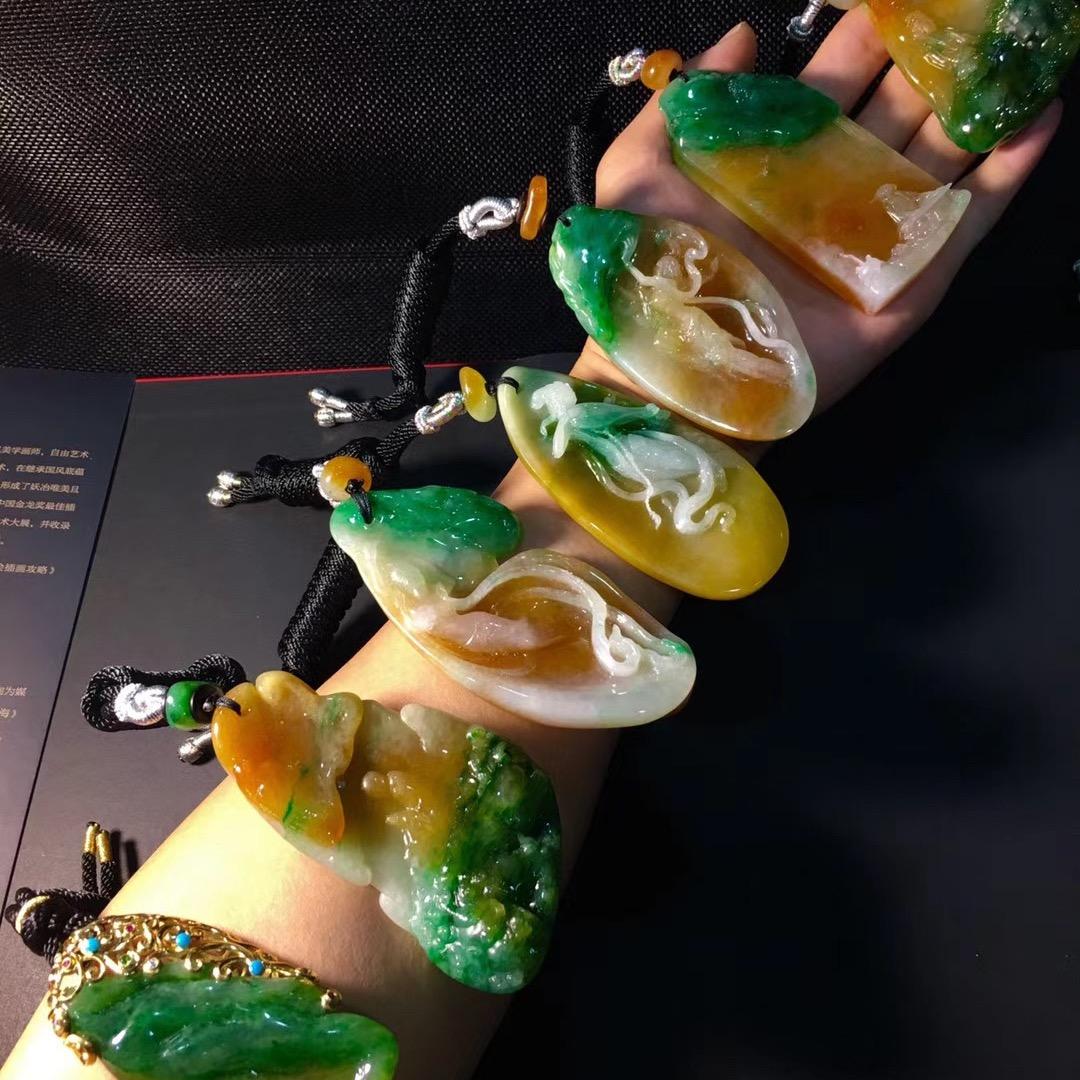 然天多彩翡翠文化