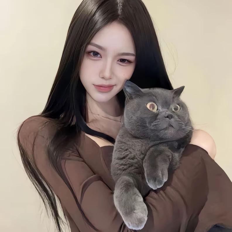 哇噻有点饿