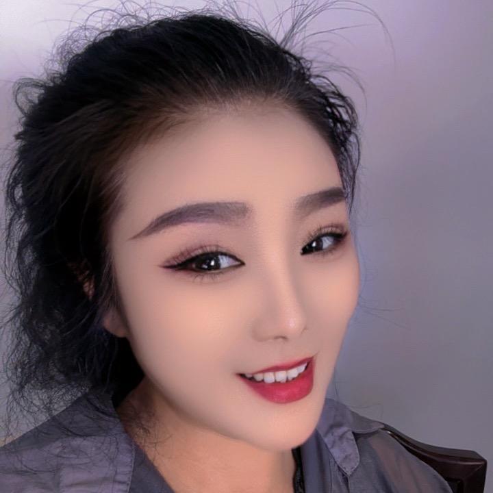 王英秦腔专业演员（茯茶镇金花婆婆）