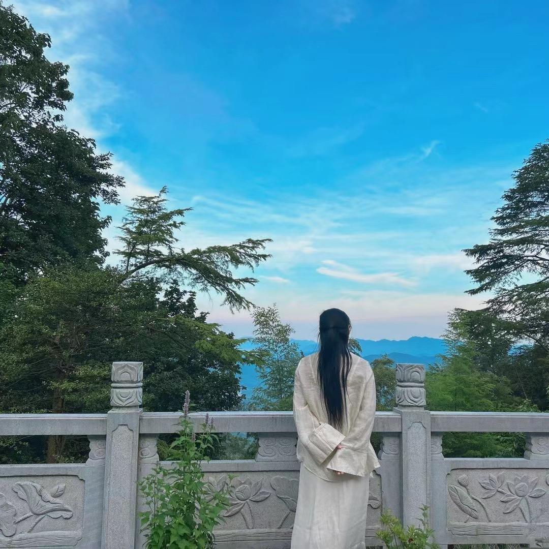 一世🌻