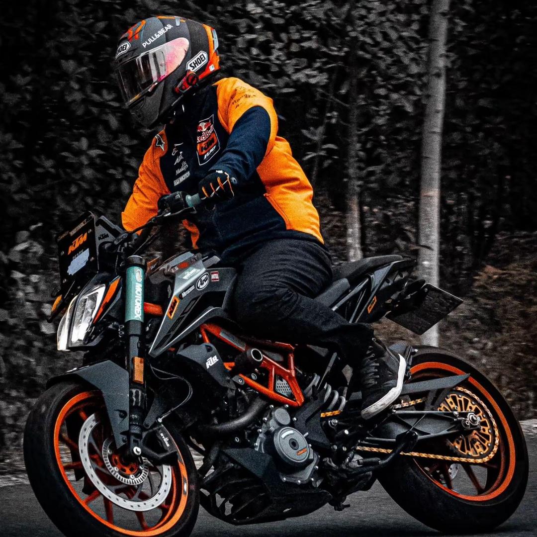 一骑绝尘徐大璐