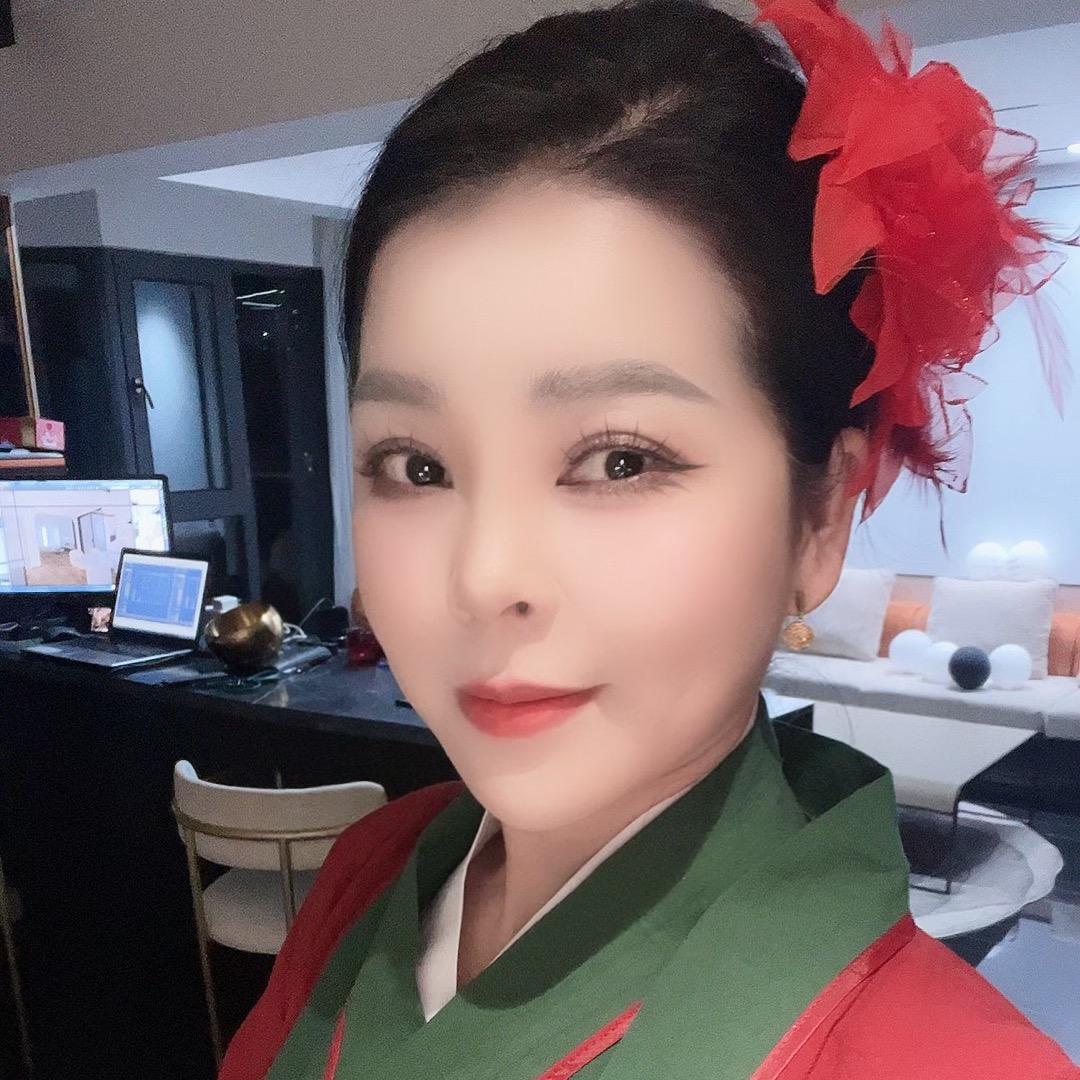 兰州王婆说煤（粉红豹虹娘张冰）