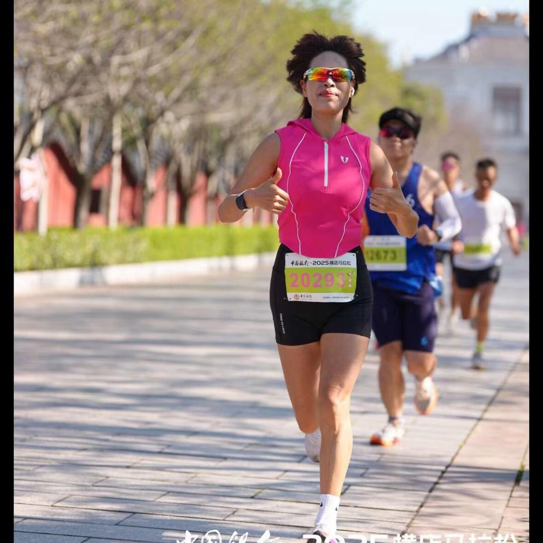 芳姐爱跑步