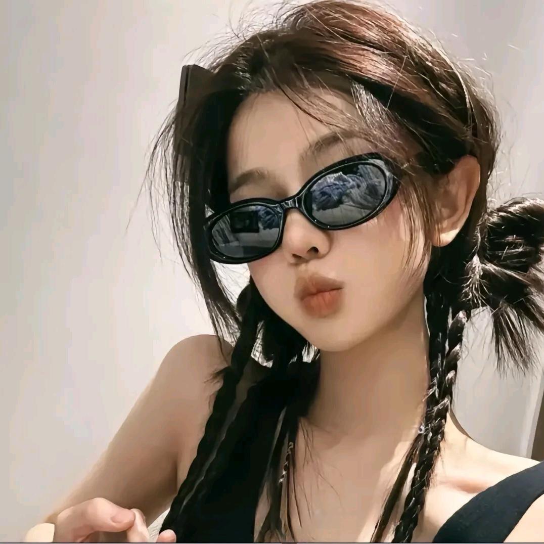 是秃子终会发光...