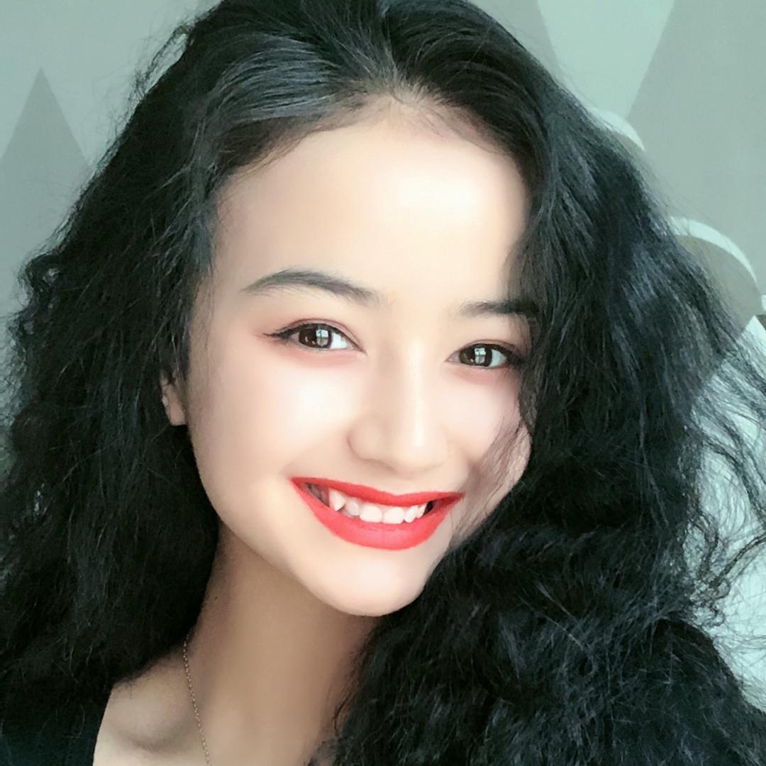 -虎牙姐