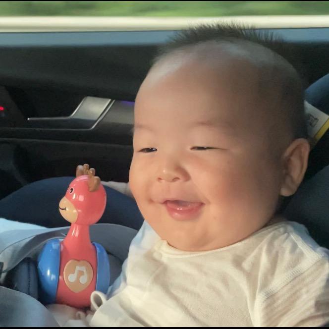 小派总饿了（努力涨粉）