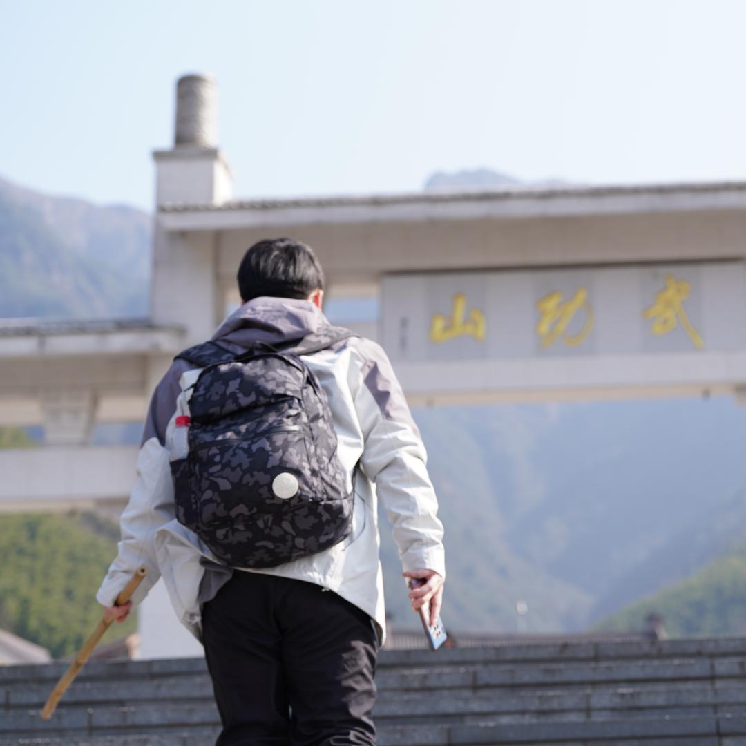 他们都喊我夹子哥