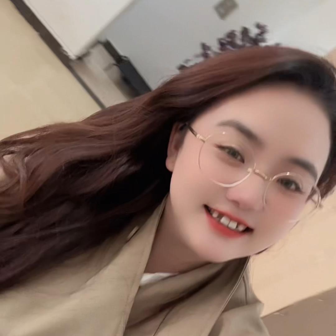卖电脑的小阿辛
