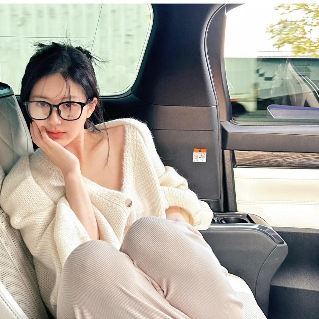 Tulips（郁金香）