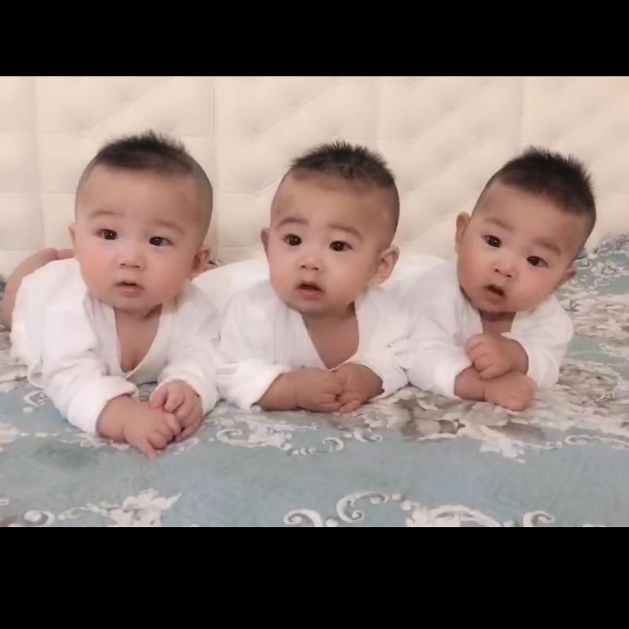 @我的三胞胎儿子