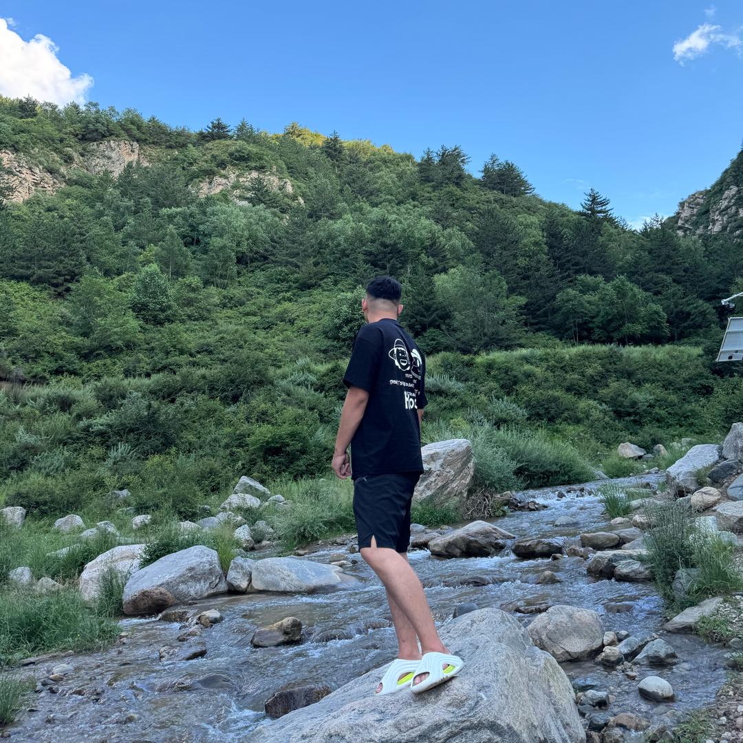 ㅤㅤㅤ ㅤㅤ ㅤ