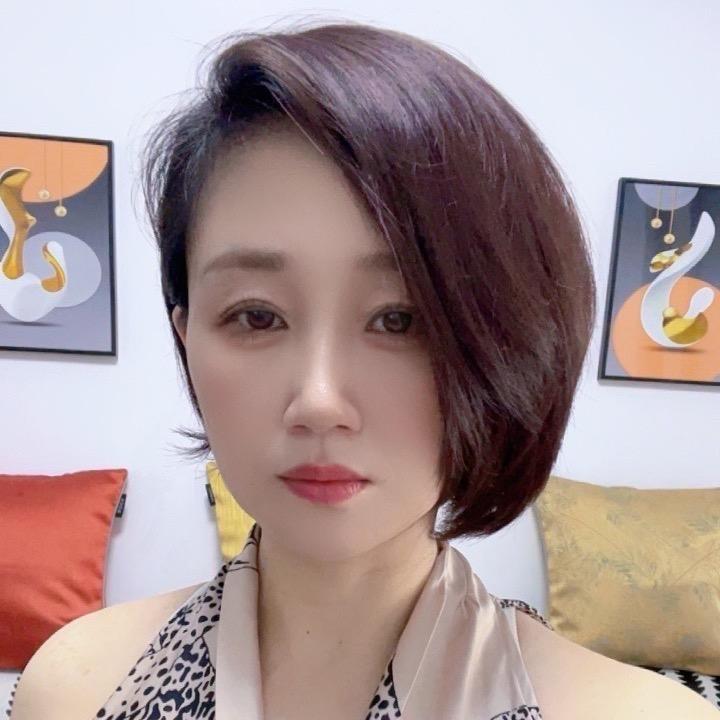 熊熊,
