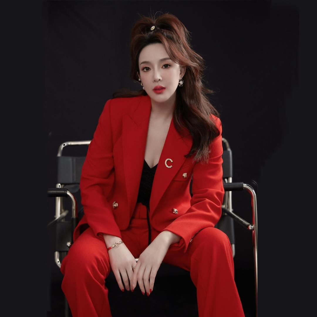 爱美的娟子