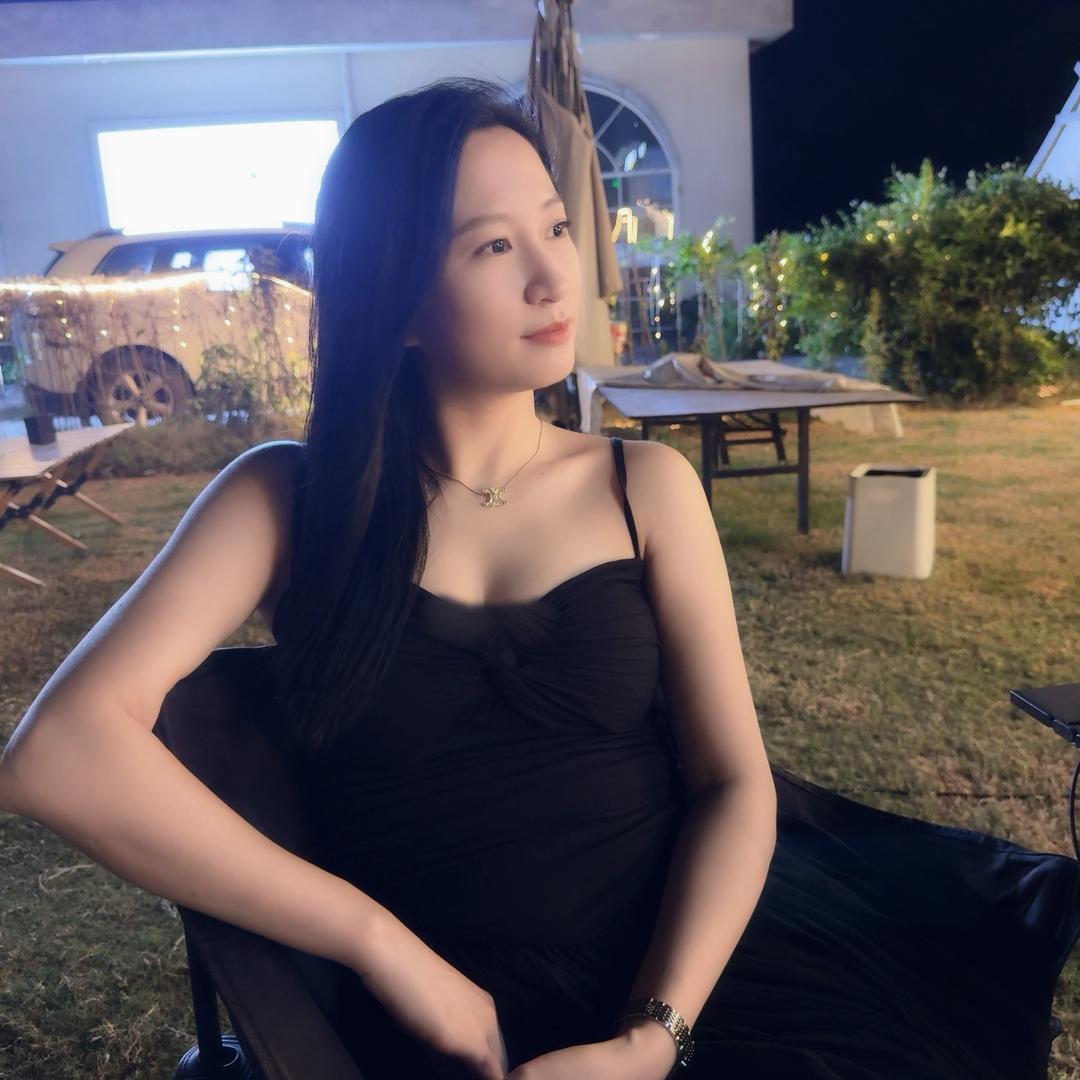 嗯哼💋