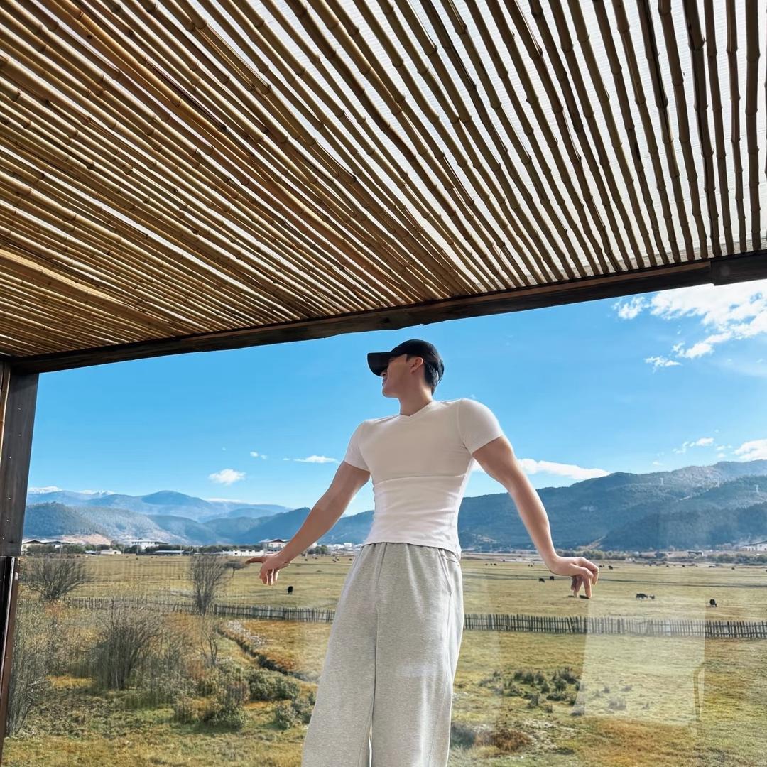 请叫我小小野～