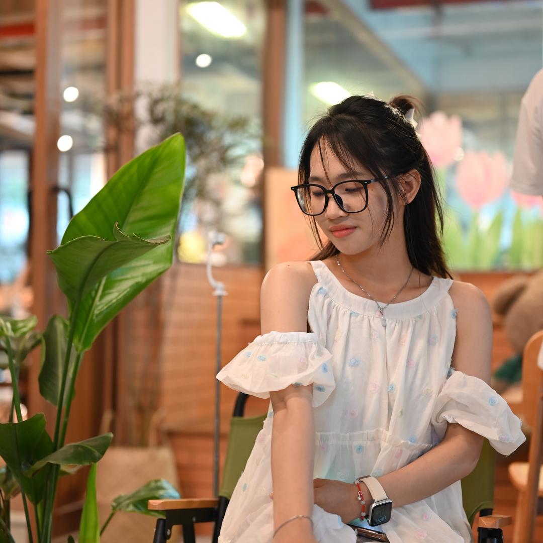 小小~