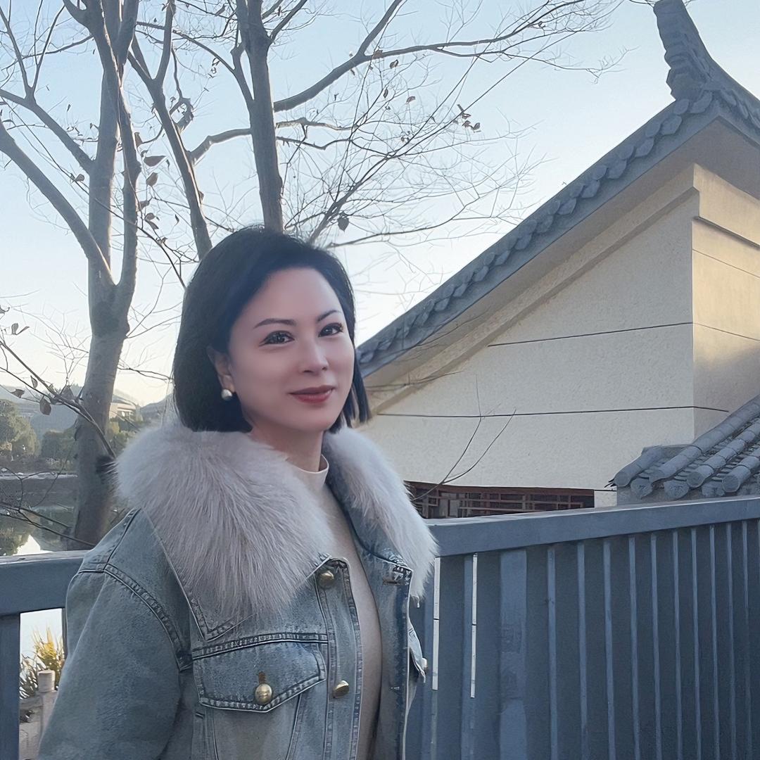 迪娜服装工作室