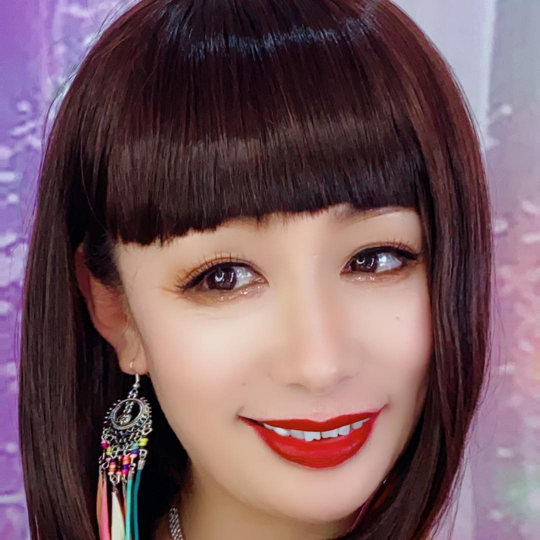 丽姐（教美妆）