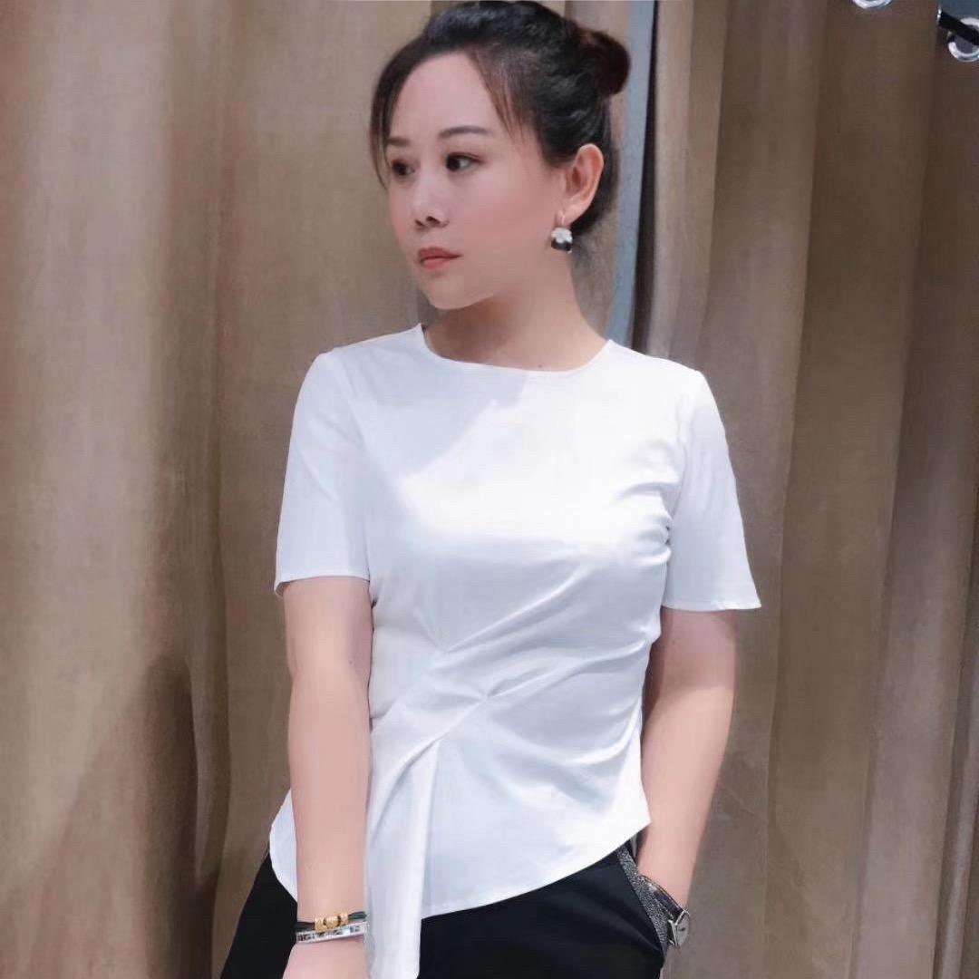 静薇