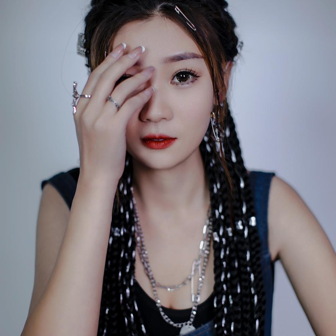 Tom2601  (拒绝连赞)