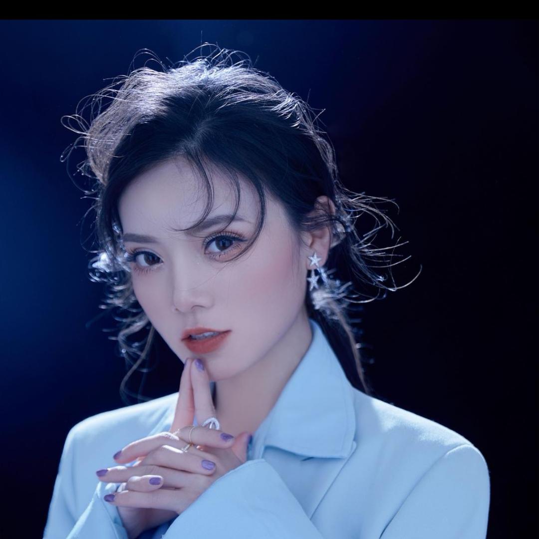 千屿sheila穿搭