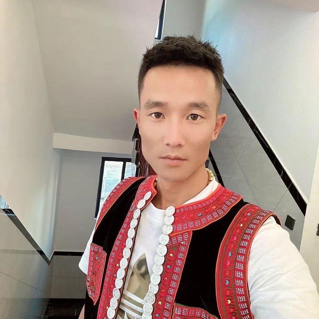 车轱辘上的名族