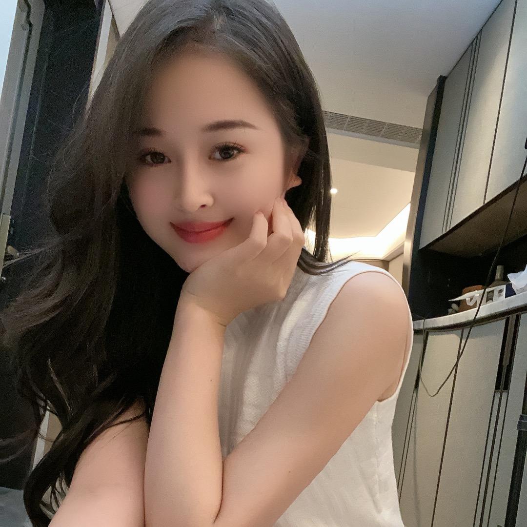 琴琴.