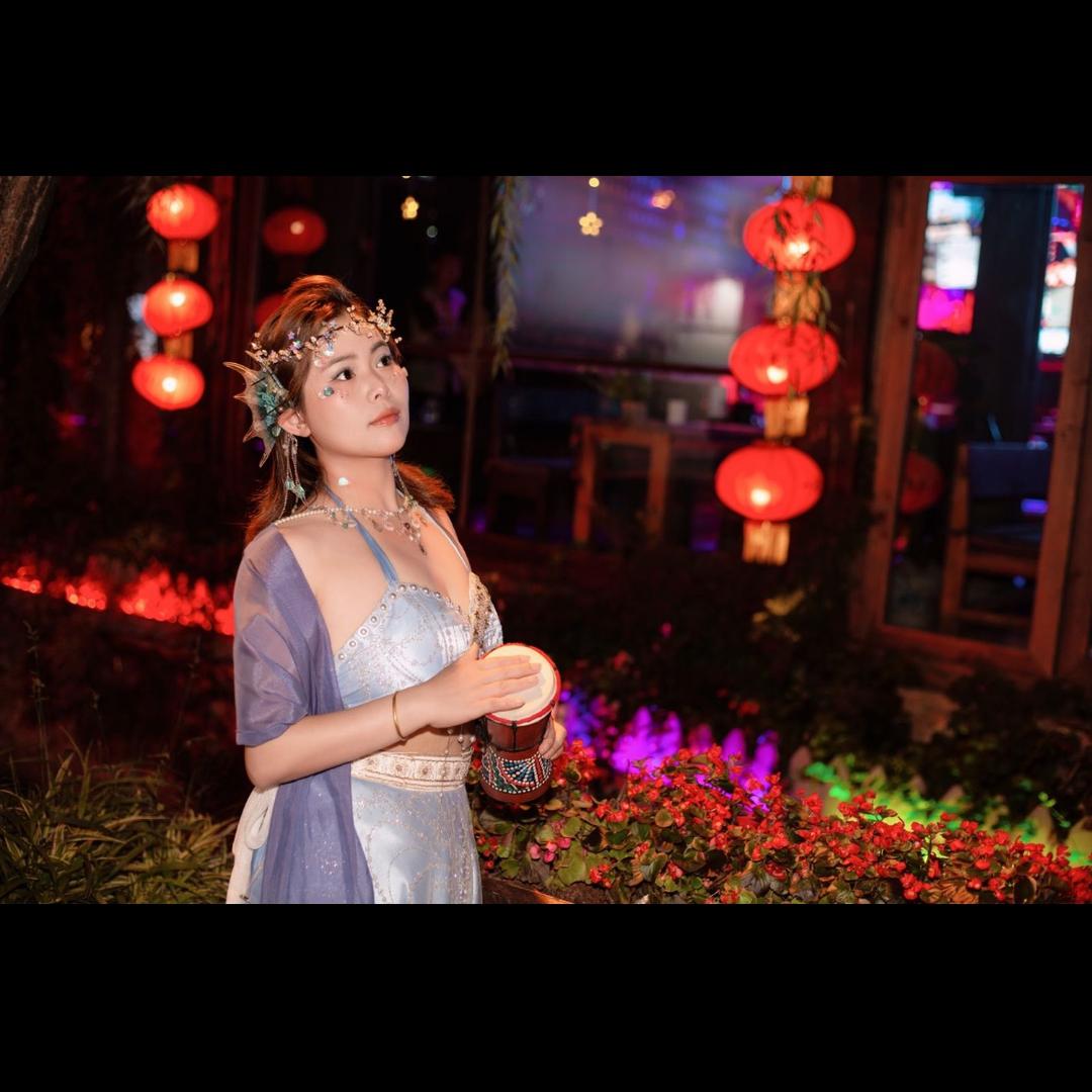 芸小兮。