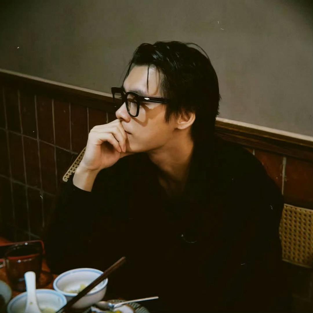 打死不吃香菜的「👀🔝」