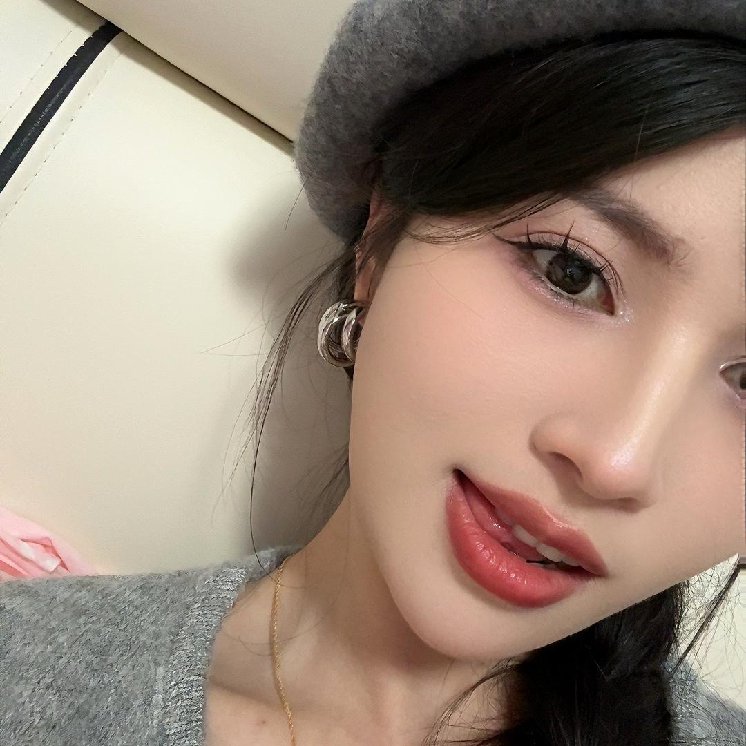 上官雪传媒