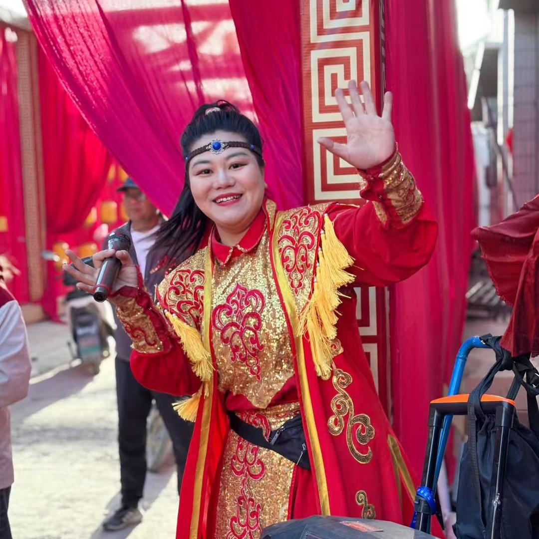 河津改芳花轿鼓舞二女