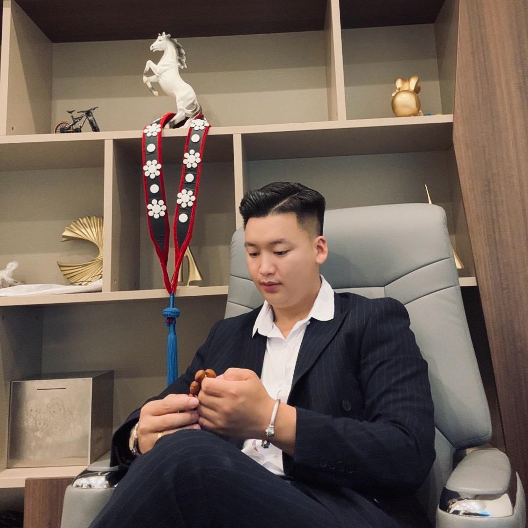 羅杰【00后经理👨‍💼】