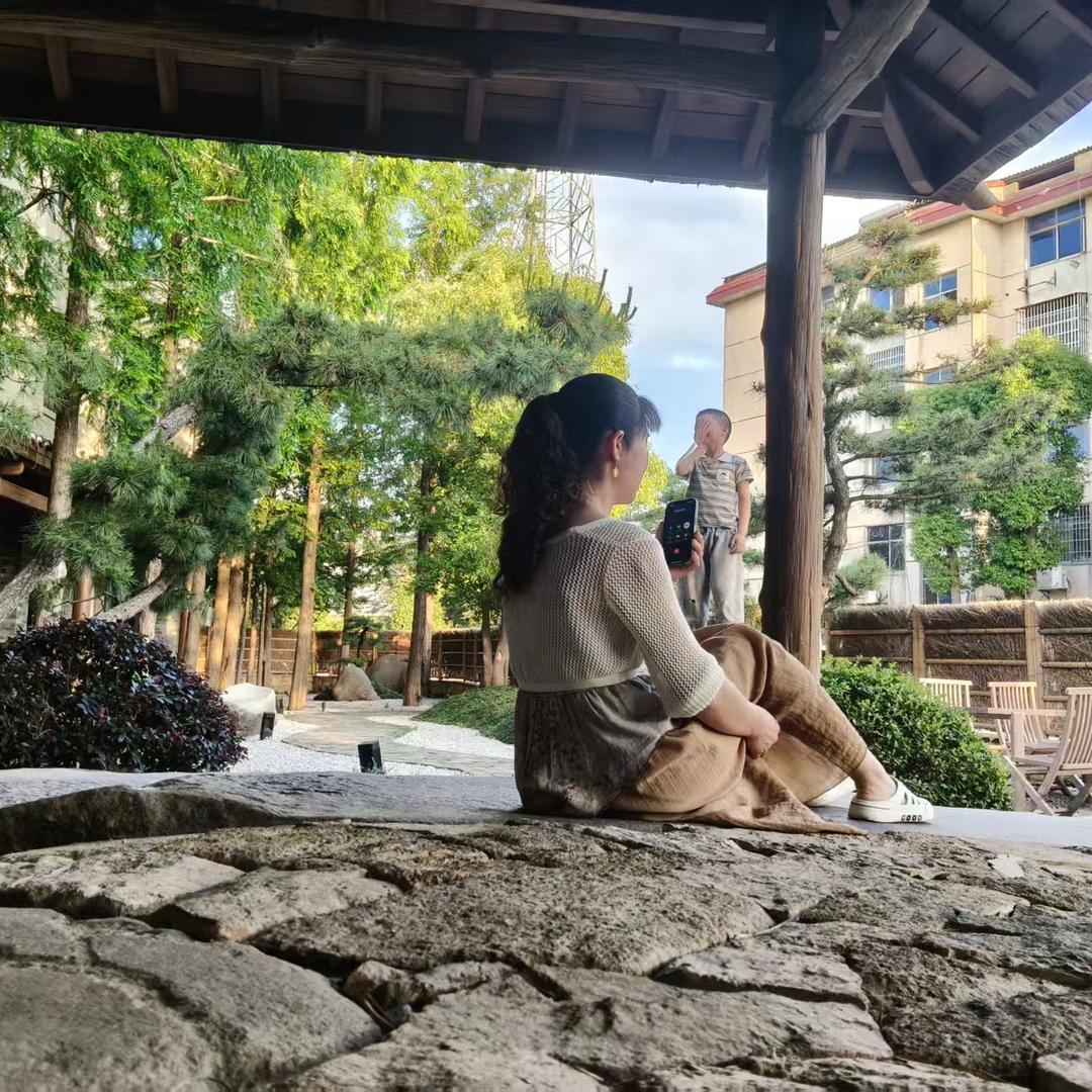 《兴隆酒楼》苦咖啡